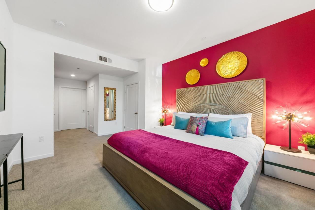 Fairfax District Chic City Oasis 2 Bedroom Apt With Den 136 Los Angeles Eksteriør bilde